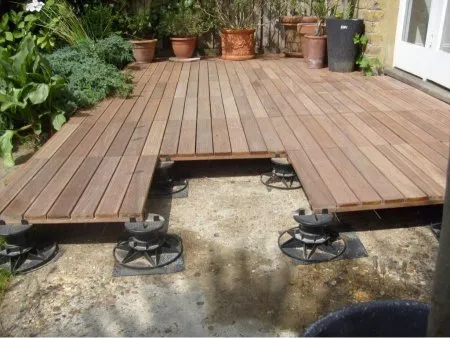 Exemples de pose sur plots maçonnés