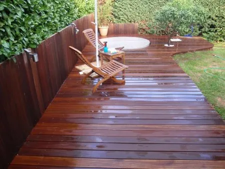 Insertion d'un SPA dans une terrasse en bois