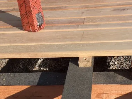 Protection des solives et lambourdes contre l'humidité