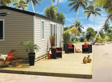 Terrasse en bois en raz-de-jardin
