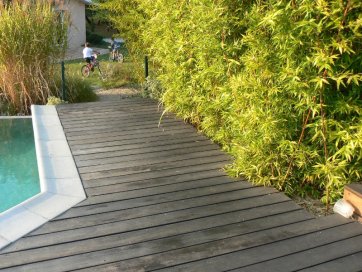 Terrasse en bois et bambous